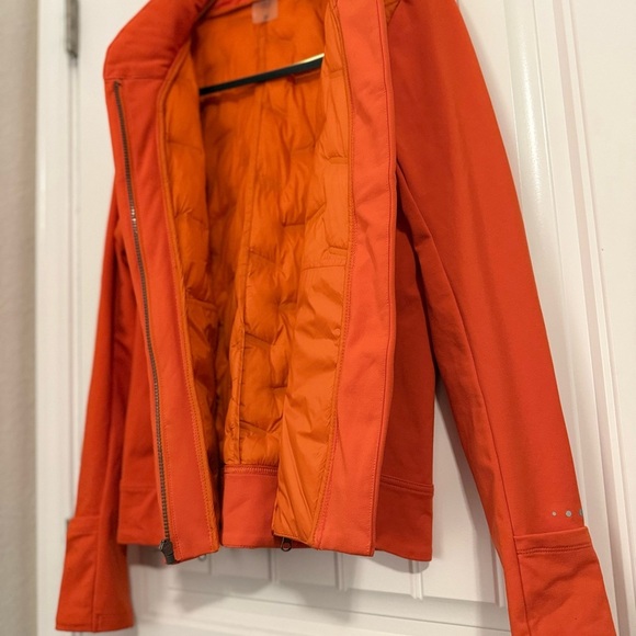 CALIA by Carrie Underwood Orange Puffer Jacket with Quilted Design for Running - Picture 8 of 16